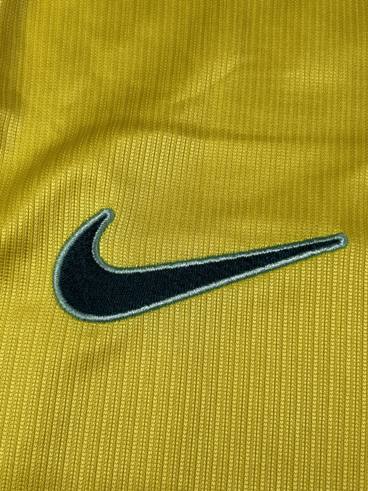 Camisa Torcedor Seleção Brasil Amarela I 26/27 - símbolo bordado