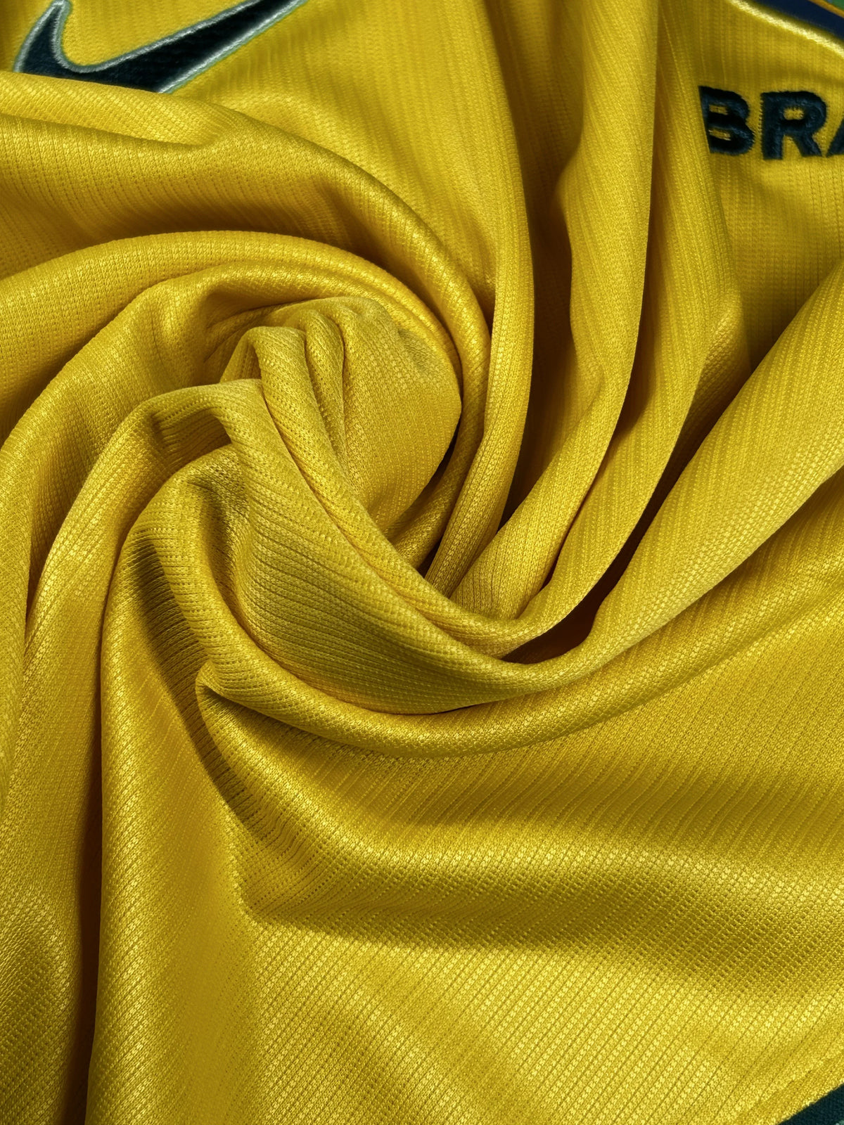 Camisa Torcedor Seleção Brasil Amarela I 26/27 - tecido