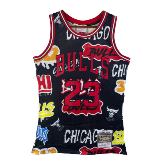 Regata NBA Chicago Bulls - Preta Graffiti - JORDAN 23